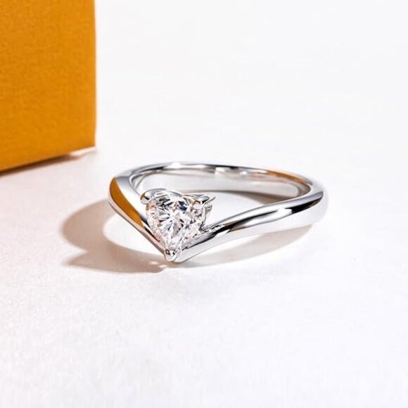 0.6cttw Heart Cut Moissanite D Color VVS1 Clarity Silver Wedding Ring - Picture 5 of 6